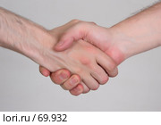 Рукопожатие двух деловых партнеров. Стоковое фото, фотограф Harry / Фотобанк Лори