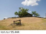 Подворье на холме в станице Еланской Ростовской области. Стоковое фото, фотограф Борис Панасюк / Фотобанк Лори