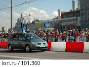 Пилоты формулы1 в Москве. Фернандо Алонсо. 28.08.2005 (2003 год). Редакционное фото, фотограф Куликова Татьяна / Фотобанк Лори