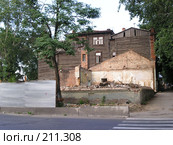 Развалины в центре города Ульяновск (2003 год). Стоковое фото, фотограф Юлия Дашкова / Фотобанк Лори
