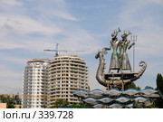 Строящийся дом в Сочи недалеко от пляжа (2008 год). Редакционное фото, фотограф Михаил Малышев / Фотобанк Лори