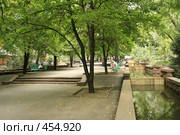 Скверик в городе Алма-Ате (2008 год). Стоковое фото, фотограф Никончук Алексей / Фотобанк Лори