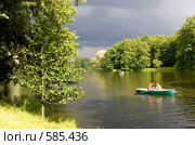 Прогулка на лодке (2008 год). Редакционное фото, фотограф Павлова Татьяна / Фотобанк Лори