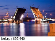Биржевой мост (2006 год). Редакционное фото, фотограф Алексей Смоляный / Фотобанк Лори