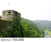 Фрагмент замка города Буйон (Bouillon). Бельгия (2007 год). Стоковое фото, фотограф E. O. / Фотобанк Лори