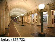 Станция московского метро "Семеновская" (2009 год). Редакционное фото, фотограф Наталья Волкова / Фотобанк Лори