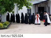 Псков. Снетогорский монастырь. Праздник Вознесения Господня (2009 год). Редакционное фото, фотограф Михаил Котов / Фотобанк Лори
