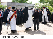Псков. Снетогорский монастырь. Праздник Вознесения Господня (2009 год). Редакционное фото, фотограф Михаил Котов / Фотобанк Лори