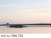 Заброшенная электростанция. Стоковое фото, фотограф Юрий Брыкайло / Фотобанк Лори
