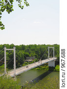 Пешеходный мост через реку Урал в городе Оренбурге (2009 год). Стоковое фото, фотограф Александр Катайцев / Фотобанк Лори