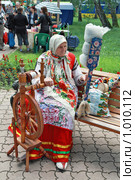 Смешение времен (2009 год). Редакционное фото, фотограф Круглов Олег / Фотобанк Лори