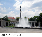 Воину-освободителю. Вена. Австрия (2009 год). Редакционное фото, фотограф Pukhov K / Фотобанк Лори