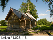 Церковь св. вмч. Димитрия Солунского. Старая Ладога (2009 год). Редакционное фото, фотограф Александр Алексеев / Фотобанк Лори