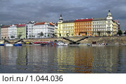 Прага. Набережная Влтавы (2008 год). Стоковое фото, фотограф Светлана Кудрина / Фотобанк Лори