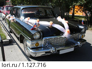 Автомобиль Газ 13 "Чайка" (2009 год). Редакционное фото, фотограф Андрей Николаев / Фотобанк Лори