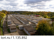 Плоскостная стоянка, Москва, ЮАО (2009 год). Редакционное фото, фотограф Руслан Григолава / Фотобанк Лори