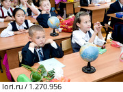 День знаний. Урок (2009 год). Редакционное фото, фотограф Александр Подшивалов / Фотобанк Лори