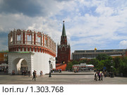 Кутафья башня. Троицкая башня. Государственный Кремлевский Дворец (2009 год). Стоковое фото, фотограф Алёшина Оксана / Фотобанк Лори