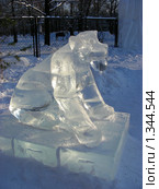 Ледяные скульптуры в Снежном городке. Парк Сокольники, Москва (2010 год). Редакционное фото, фотограф lana1501 / Фотобанк Лори