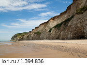 Белые скалы на берегу моря (2009 год). Стоковое фото, фотограф Петр Кириллов / Фотобанк Лори