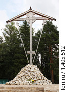 Крест на Бутовском полигоне (2009 год). Редакционное фото, фотограф Ирина Золина / Фотобанк Лори