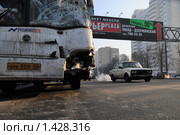 ДТП на Волгоградском проспекте (2010 год). Редакционное фото, фотограф дмитрий паршин / Фотобанк Лори