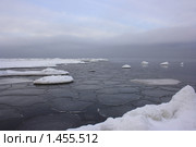 Море замерзает. Стоковое фото, фотограф Виктор Зандер / Фотобанк Лори