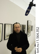 Москва, ЦВЗ "Манеж", открытие "Фотобиеннале 2010". Паоло Роверси / Paolo Roversi. Редакционное фото, фотограф Дмитрий Неумоин / Фотобанк Лори