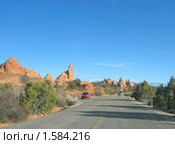 Дорога в заповеднике Арок, Юта США (2008 год). Стоковое фото, фотограф Валентина Троль / Фотобанк Лори