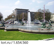 Фонтан в центре немецкого города Мангейм (2006 год). Редакционное фото, фотограф Татьяна Крамаревская / Фотобанк Лори