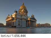 Исаакиевский собор. Санкт-Петербург (2010 год). Редакционное фото, фотограф Александр Алексеев / Фотобанк Лори