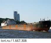 Баржа. Москва-река. (2007 год). Редакционное фото, фотограф Михаил Карташов / Фотобанк Лори