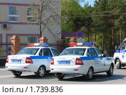 Машины ГИБДД перекрывшие движение (2010 год). Редакционное фото, фотограф Александр Тараканов / Фотобанк Лори