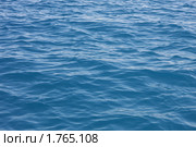 Поверхность синего моря. Стоковое фото, фотограф Галина Бурцева / Фотобанк Лори