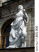 Большой Гатчинский дворец. Статуя (2010 год). Редакционное фото, фотограф Корчагина Полина / Фотобанк Лори
