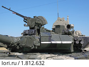 IV международный салон вооружения и военной техники. Выставка технологии в машиностроении 2010. Башня танка Т-90. Редакционное фото, фотограф Игорь Долгов / Фотобанк Лори