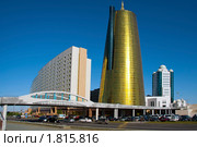 Астана. Вид на Дом Министерств Республики Казахстан (2009 год). Стоковое фото, фотограф Юлия Врублевская / Фотобанк Лори