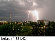 Ночная гроза. Стоковое фото, фотограф Valeriy Tyuvilin / Фотобанк Лори