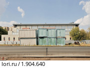 Строительные вагончики на улице Рочдельская. Город Москва (2010 год). Стоковое фото, фотограф stargal / Фотобанк Лори