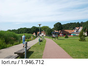 Прогулка по набережной Куршского залива в Йодкранте (2009 год). Стоковое фото, фотограф Елена Галачьянц / Фотобанк Лори