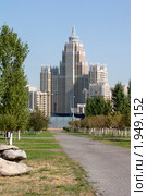 Вид на жилой комплекс "Триумф Астаны". Астана, Казахстан. (2010 год). Редакционное фото, фотограф Олыкайнен Наталья / Фотобанк Лори