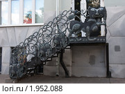 Фрагмент необычной лестницы (2010 год). Редакционное фото, фотограф E. O. / Фотобанк Лори