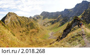 Хребет Аибга в осенних красках (панорама). Цирк под вторым пиком. Стоковое фото, фотограф Анна Мартынова / Фотобанк Лори