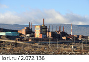 Трубы промышленного предприятия (2010 год). Редакционное фото, фотограф Валерий Александрович / Фотобанк Лори