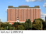Вид на Президент Отель, Москва (2010 год). Редакционное фото, фотограф Николай Винокуров / Фотобанк Лори
