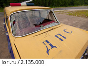 Старый разбитый автомобиль ДПС. Стоковое фото, фотограф Евгений Дубинчук / Фотобанк Лори