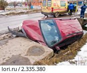 Дорожно-транспортное происшествие (2011 год). Редакционное фото, фотограф Сергей Ганоцкий / Фотобанк Лори