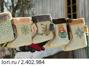 Валенки. Суздальский сувенир. Стоковое фото, фотограф Gagara / Фотобанк Лори
