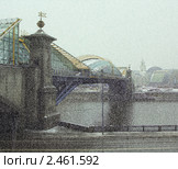 Мост Богдана Хмельницкого. Снегопад (2011 год). Стоковое фото, фотограф Юрий Кирсанов / Фотобанк Лори