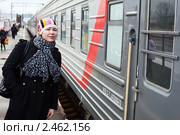 Женщина на платформе. Стоковое фото, фотограф Кекяляйнен Андрей / Фотобанк Лори